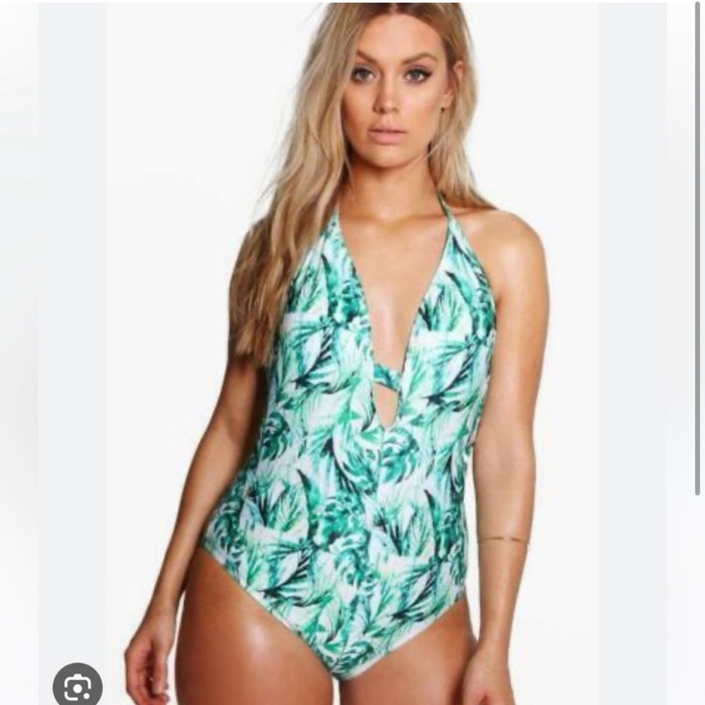 BOOHOO Green Leaf Print Swimsuit